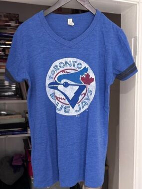 💙⚾ Toronto Blue Jays Ladies Tee – Game Day Ready! ⚾💙